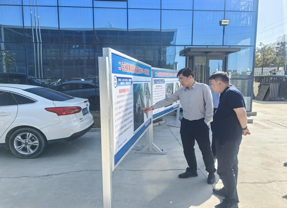 鄭州市建設投資集團有限公司黨委書記、董事長汪洋到侯寨新鎮區安置區項目調研項目建設工作